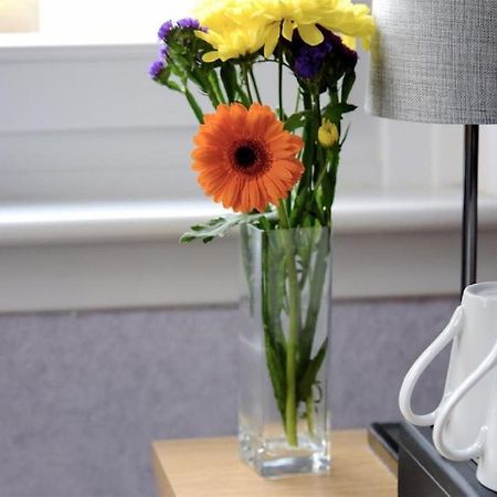 Oyo Inverour Guest House Gairlochy Esterno foto
