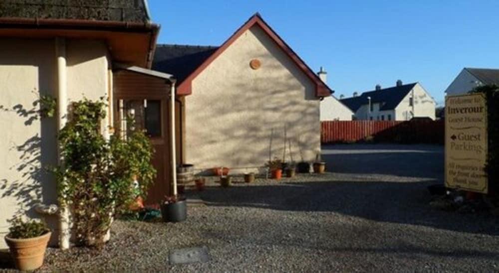 Oyo Inverour Guest House Gairlochy Esterno foto